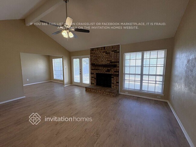 Photo - 1337 Greenbriar Ln