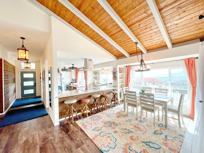 Photo - Wailuku Heights Executive Style 3Bed/2Bath...
