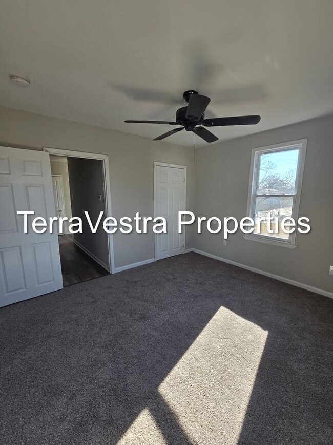 Photo - 711 N 3rd St Unit 2