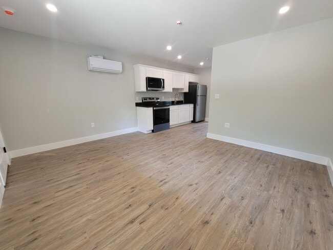 Photo - King Orchard Estate Unit 101