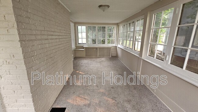 Photo - 3192 Sycamore Rd