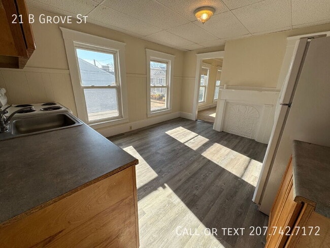 Photo - 21 Grove St