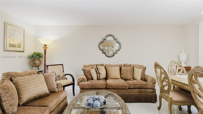 Photo - 1300 NE 204th St