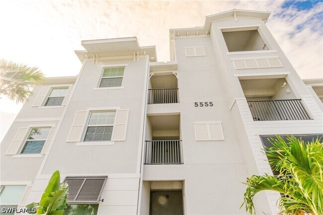 Photo - 5555 Double Eagle Cir Unit 3922