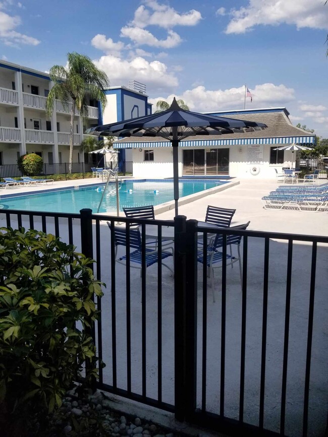 Photo - 350 79th Ave N Unidad Gateway By The Bay Rental