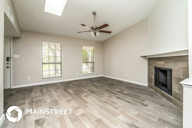 Photo - 2101 Chatsworth Rd