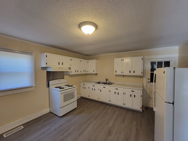 Photo - 2 Bedroom 1 Bathroom House