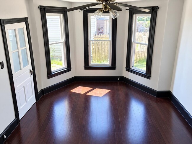 19 E Depot St