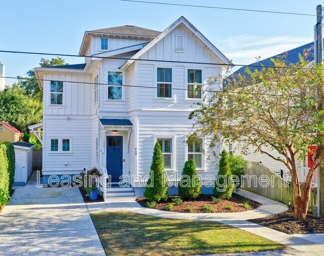 Building Photo - 419 King St