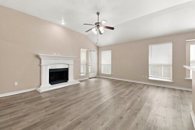129 Oriole Dr