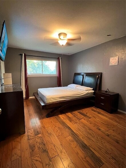 Photo - 1000 Whippoorwill Ct House