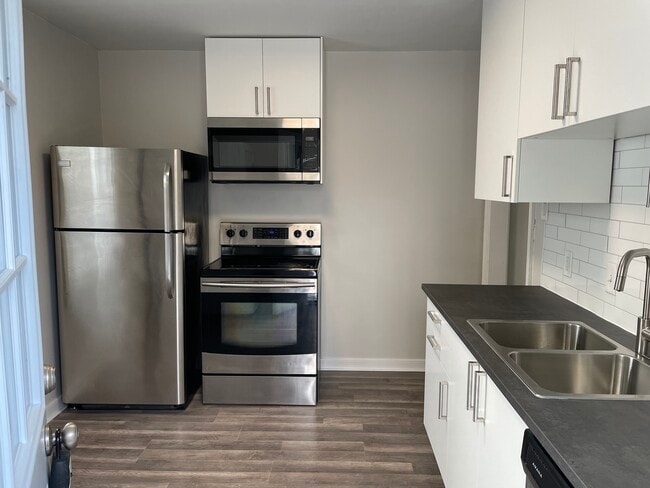 Cocina - 6630 Fitzhugh Ave