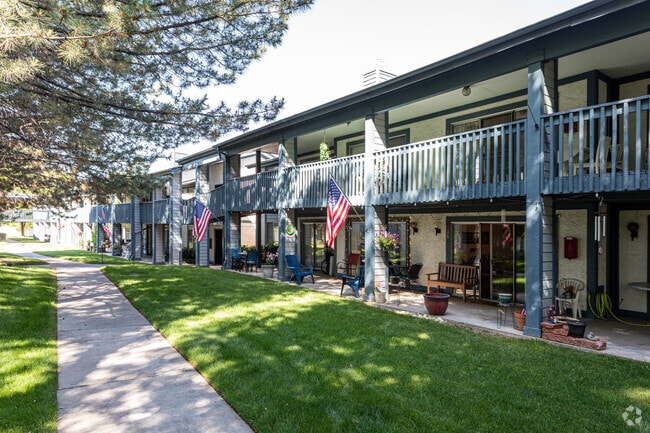 Photo - Cove Point Retirement - Independent Living