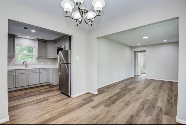 Photo - 4008 Vaughn Street