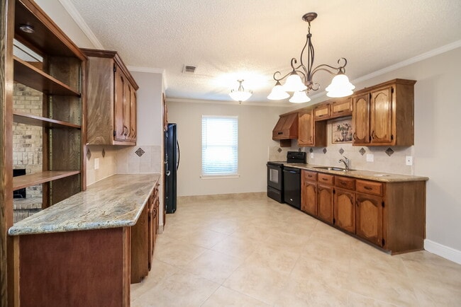 Photo - 7212 Elderberry Ln