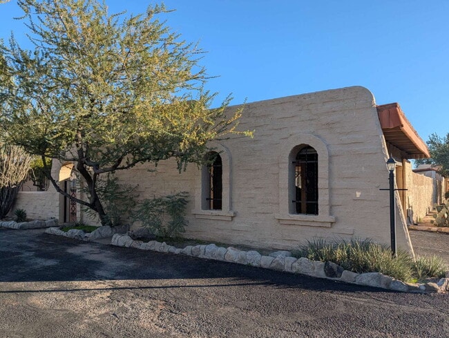 Photo - Beautiful 3-Bedroom Townhome in North Tucson