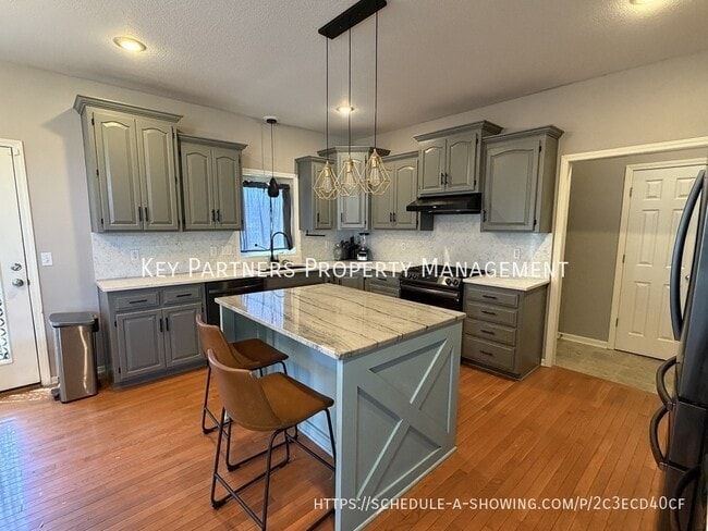 Photo - 1004 NW 113 St
