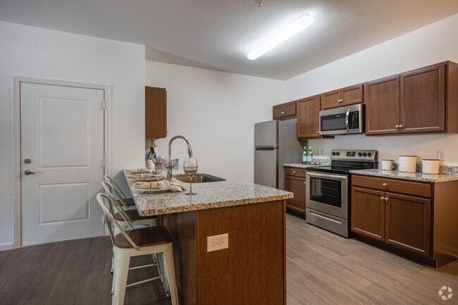 2BR, 2BA