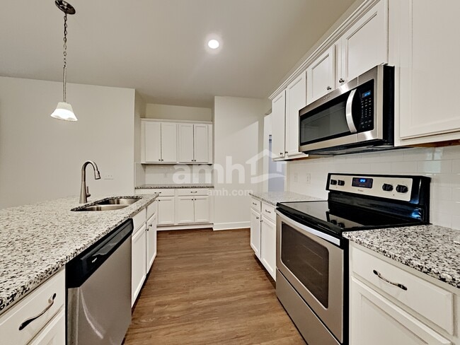 Photo - 6001 Trailwater Dr