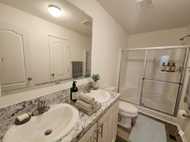 Photo - 1624 Palm St