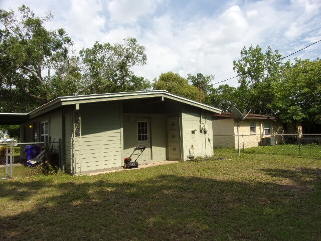Photo - Central Location