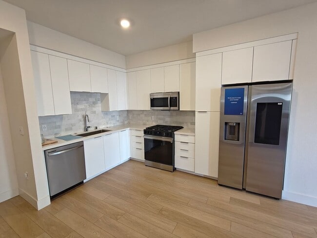 Photo - Luxury One-Bedroom Condo for Lease Unidad 207