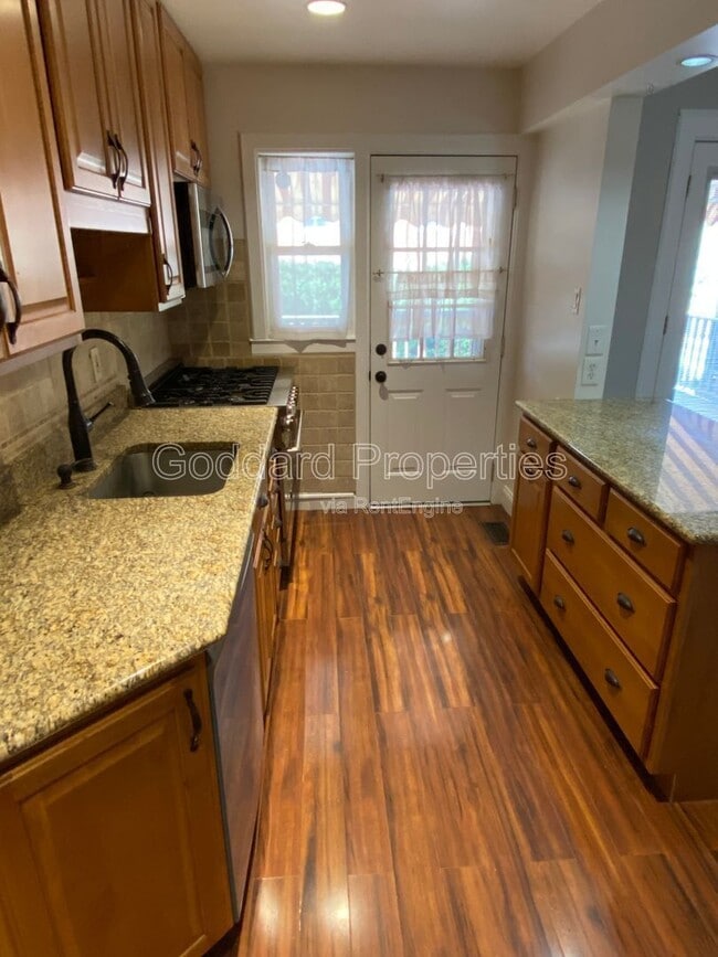 Photo - 8590 Quentin Ave