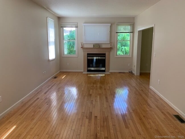 Photo - 16 Ancient Hwy