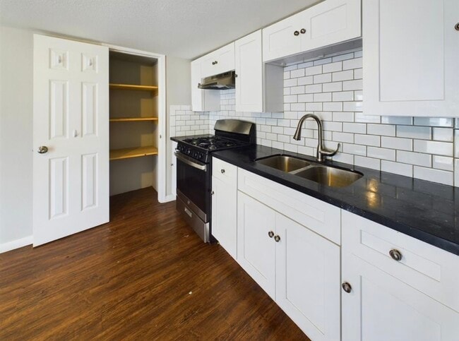Photo - 607 Enid St Unit 1/2 2