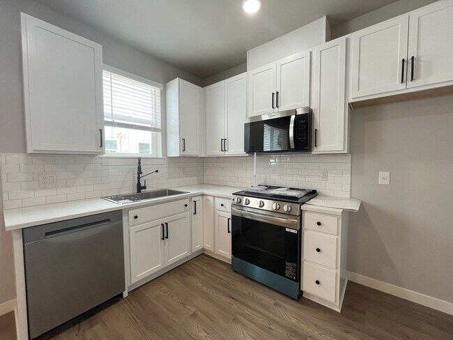 7924 SE Mitchell St Unidad A