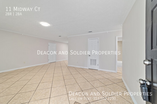 Photo - 11 Midway Ct