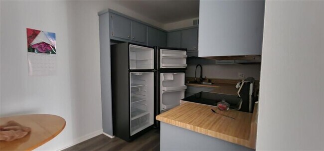 Photo - 16 S East St