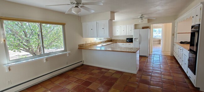 Photo - 238 Santiago Rd Unit A