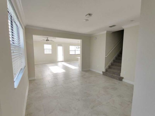 Photo - 1242 Sandwedge St