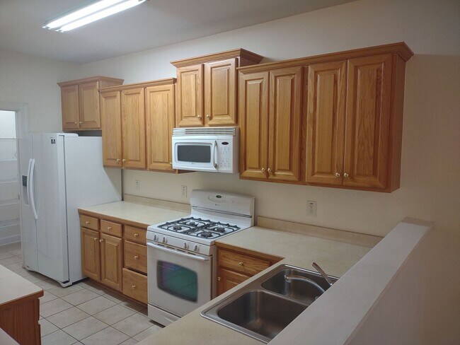 Photo - Lovely 2 Bedroom House | Great Location!