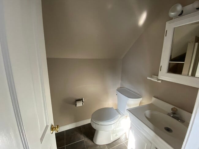 Photo - 50 Alden St Unidad 3