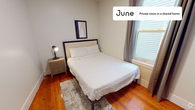 Building Photo - Private bedroom in 4 bed/1 bath Home Unit A