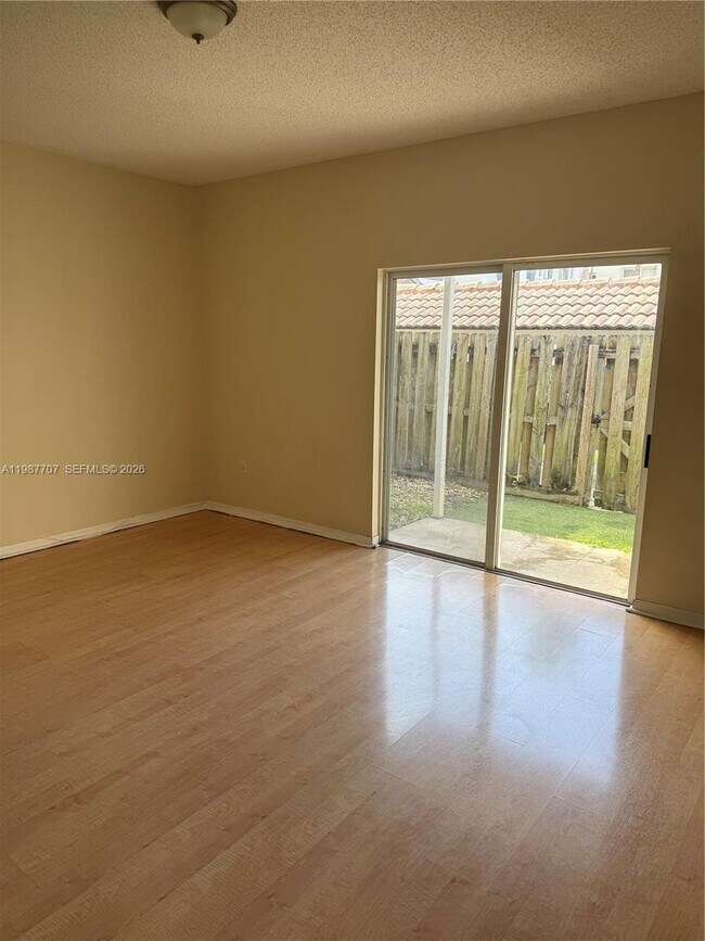 Photo - 2373 SE 23rd Dr