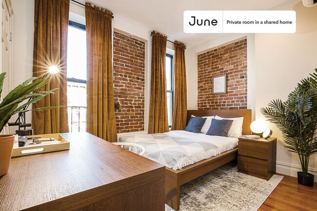 Private bedroom in 3 bed/2 bath Home - Private bedroom in 3 bed/2 bath Home Unit B