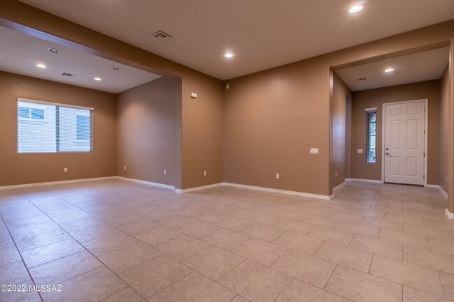 Photo - 12565 N Golden Mirror Dr