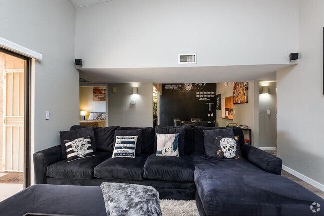 Building Photo - 2041 N 87th Way Rental