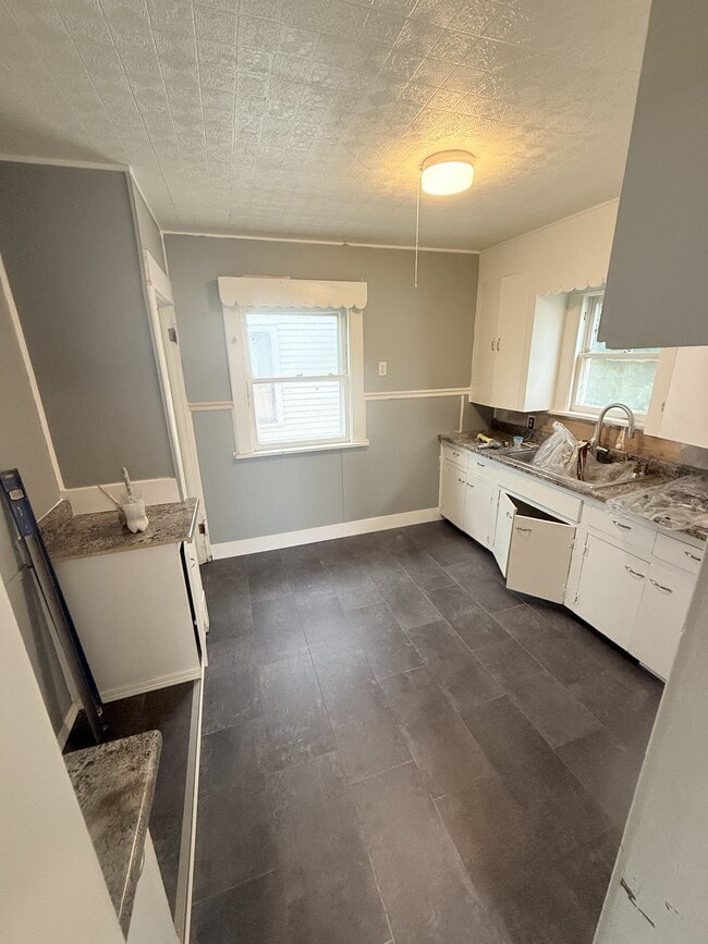 Building Photo - 1415 22nd St Rental
