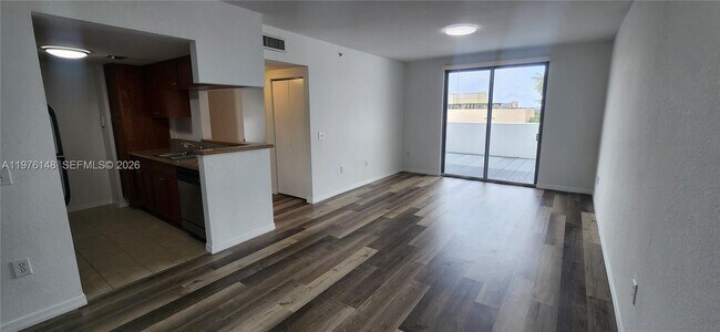 Photo - 36 NW 6th Ave Unit 403