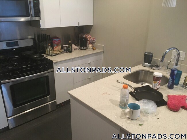 Photo - 23 Greylock Rd Unit 1