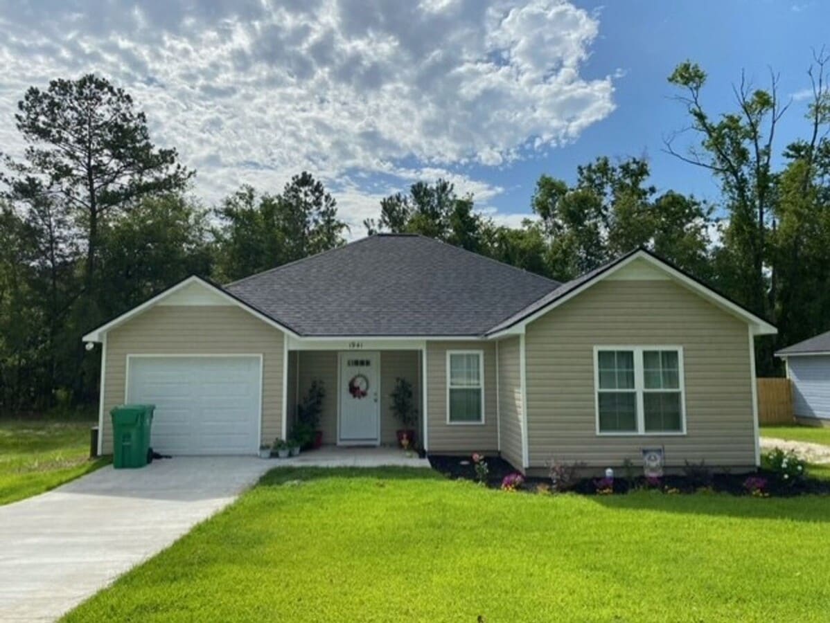 Beautiful Home in the City - Beautiful Home in the City