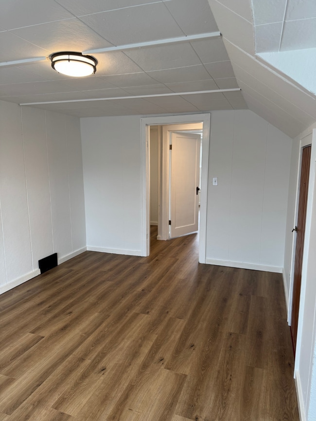 Photo - 204 Feltz St Unit B