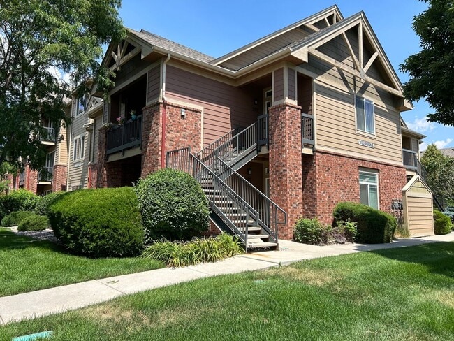 Building Photo - Modern Condo Living in the Heart of Fort C...