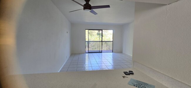 Photo - 2 Bedroom Townhouse with Canyon views from two levels