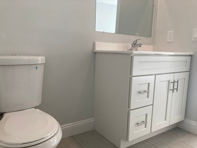 BATHROOM - 363 Marshall St Unit 201