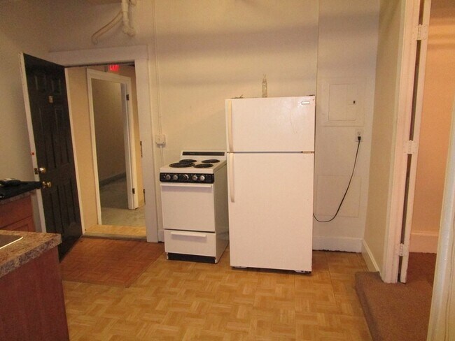 Photo - 70 Fenway Unit B3